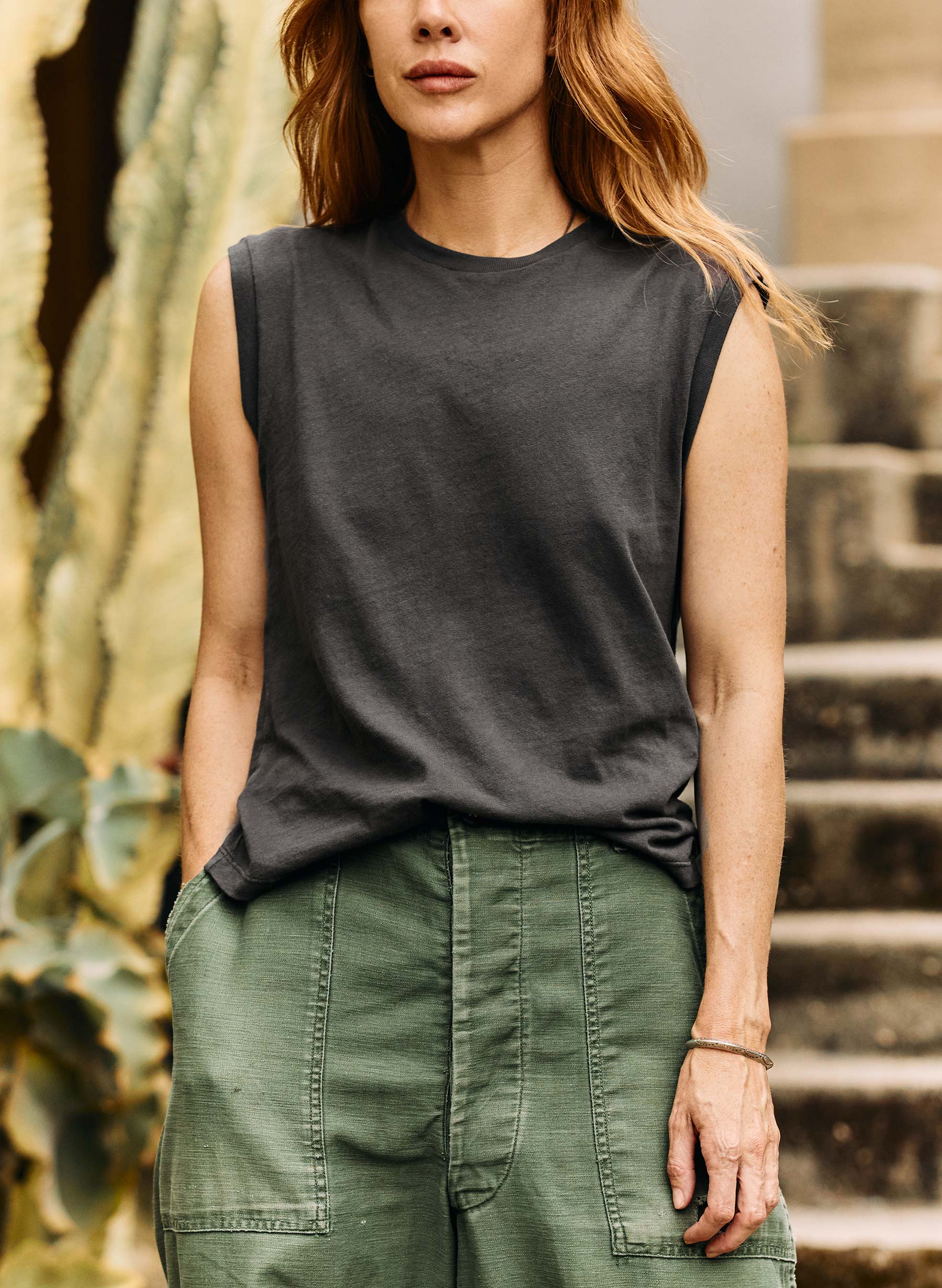 Womens Muscle Shirt The Cotton Muscle Tee In Faded Black – Imogene