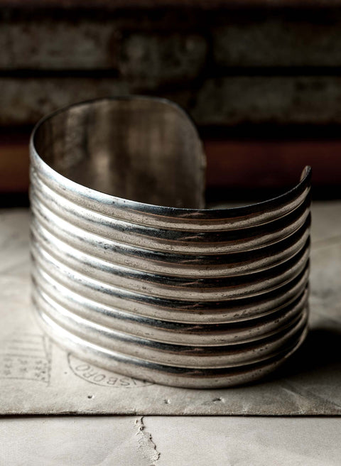 vintage navajo wide silver cuff