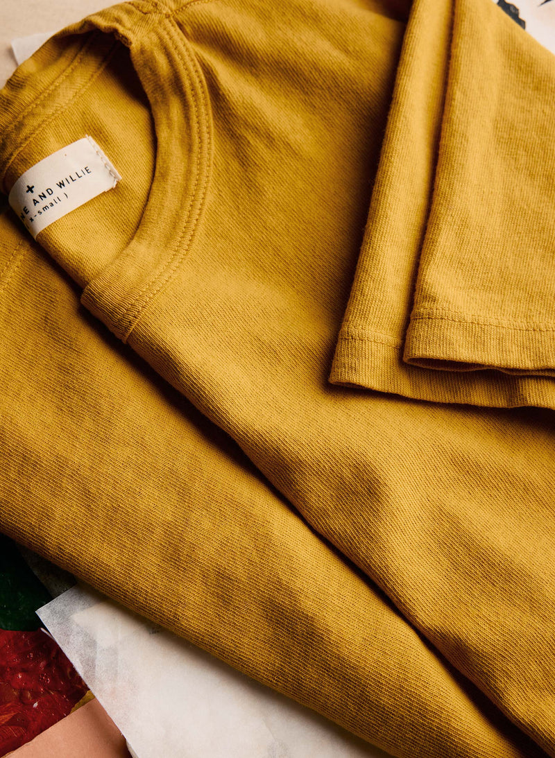 gold knit midweight crew - Model