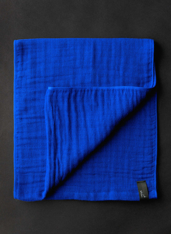 morihata gauze scarf in blue