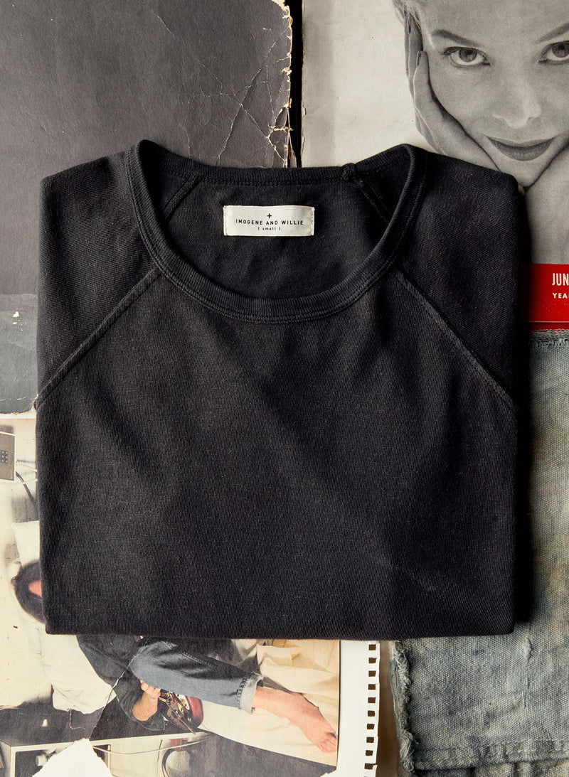 the long sleeve raglan in faded black