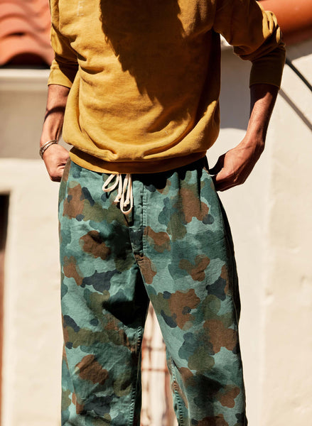 the lounge pant in painted camo – imogene + willie