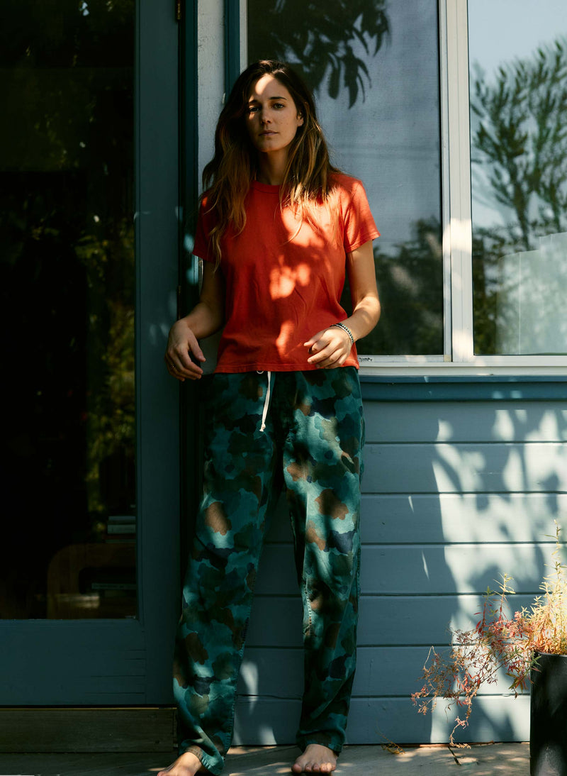 the lounge pant in painted camo