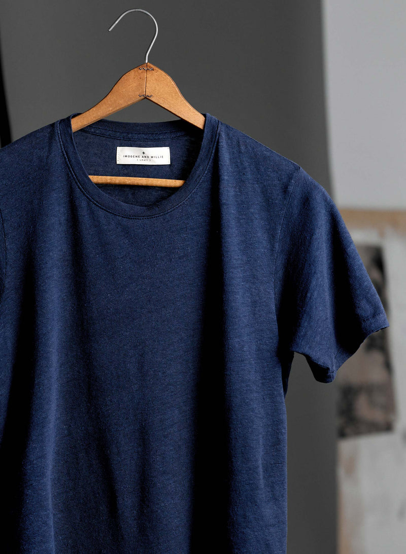 the cotton hemp tee in midnight