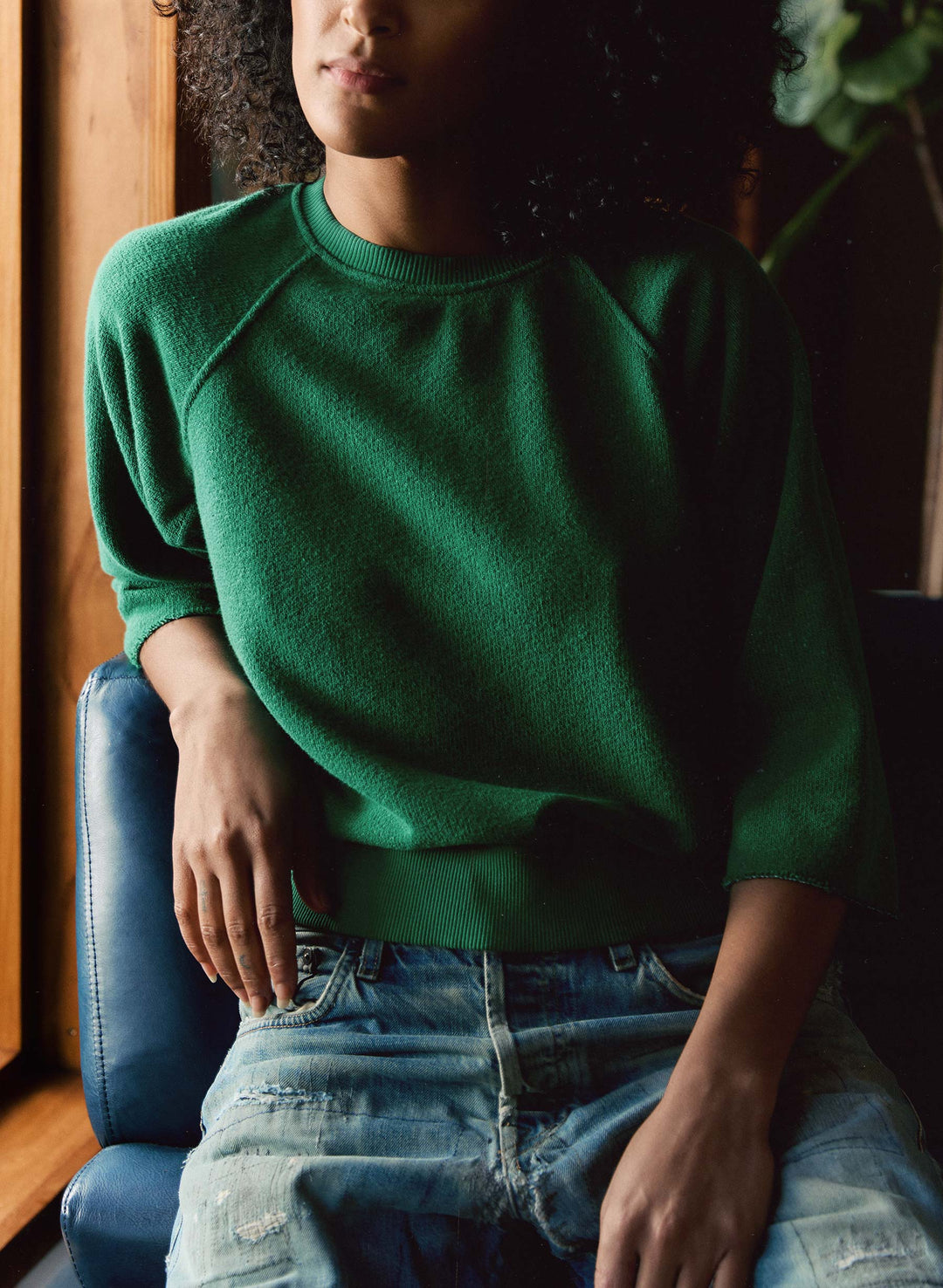 the cut sleeve sweatshirt in fern