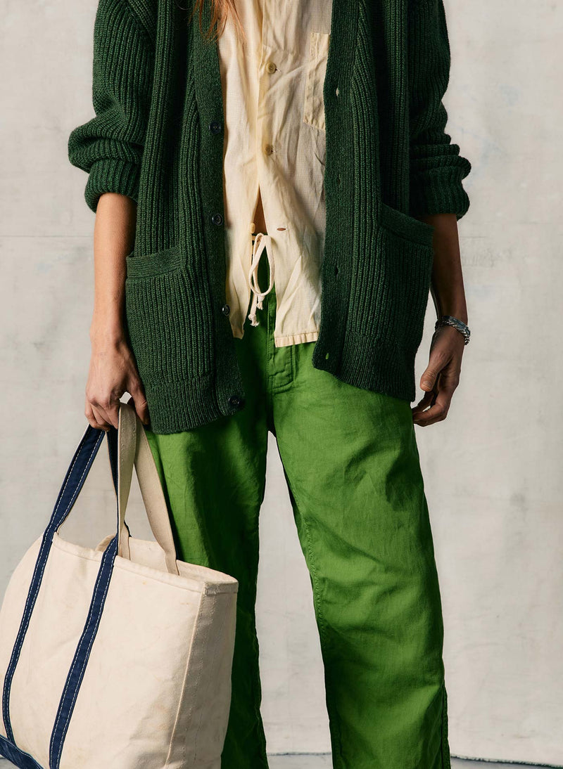 the lounge pant in fern green