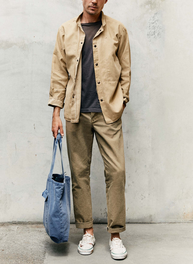 the all american chino in field tan - Model