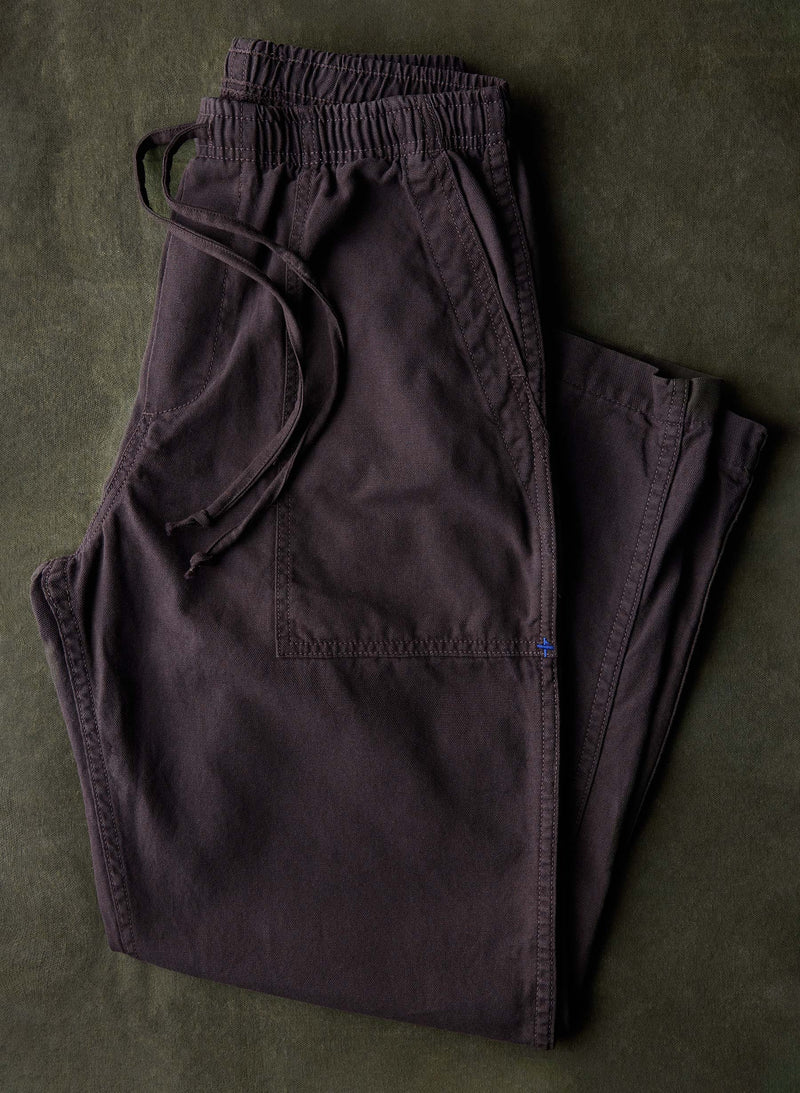 the ventura chore pant in sonoma - Model