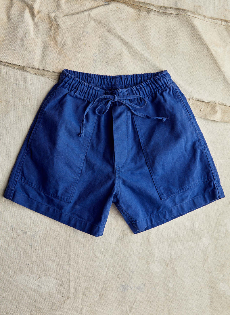 the canvas lounge short in klein blue