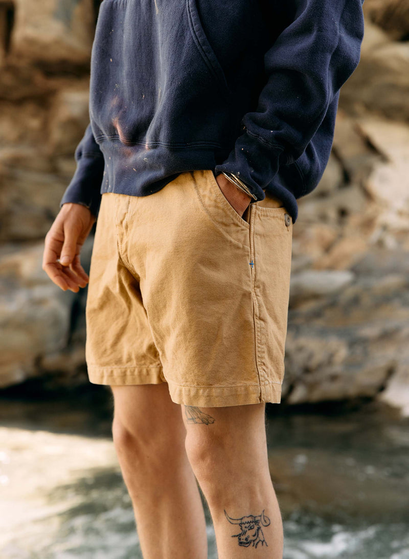 the mountain short in field tan