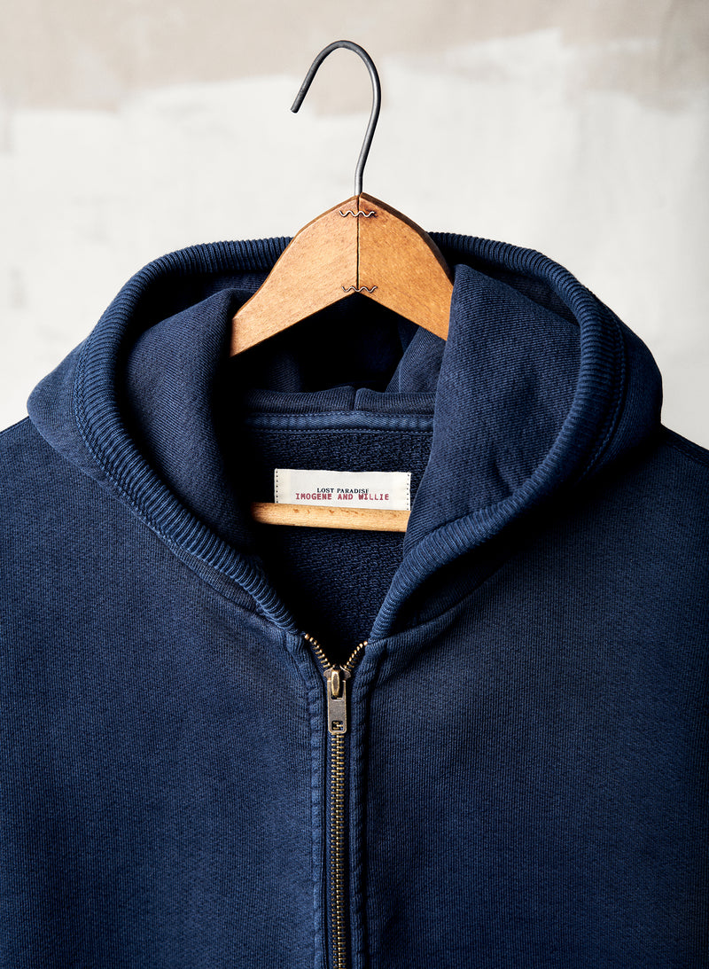 the standard zip sweatshirt in navy - Model