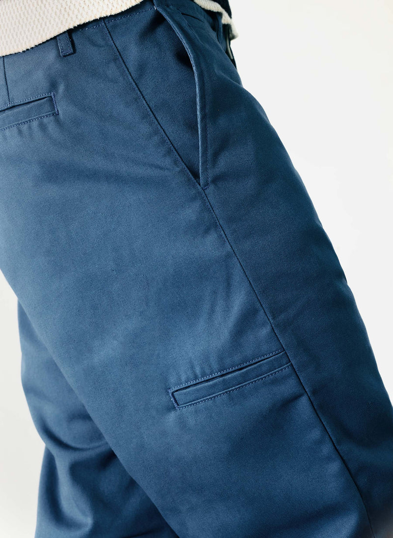 oceanside relaxed pant in postman blue