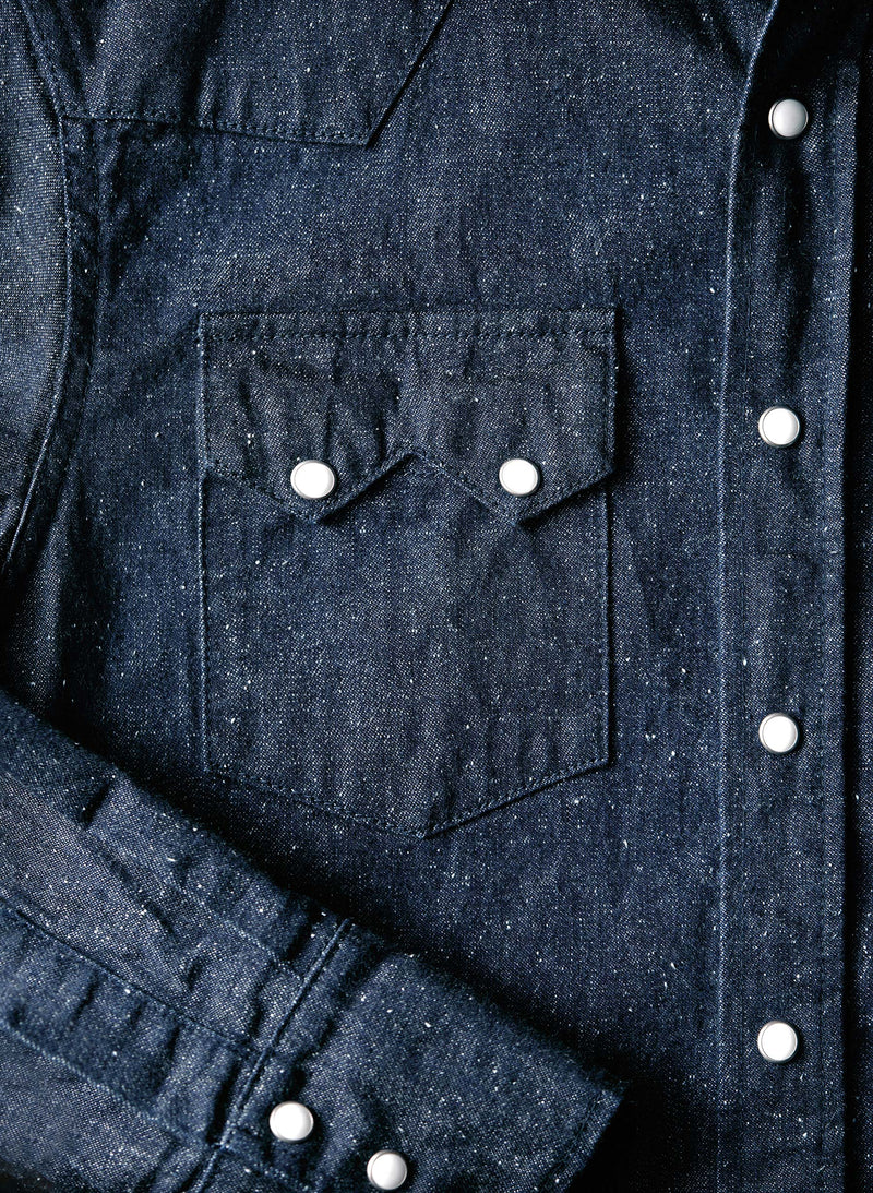 the sawtooth pearl snap in indigo nep