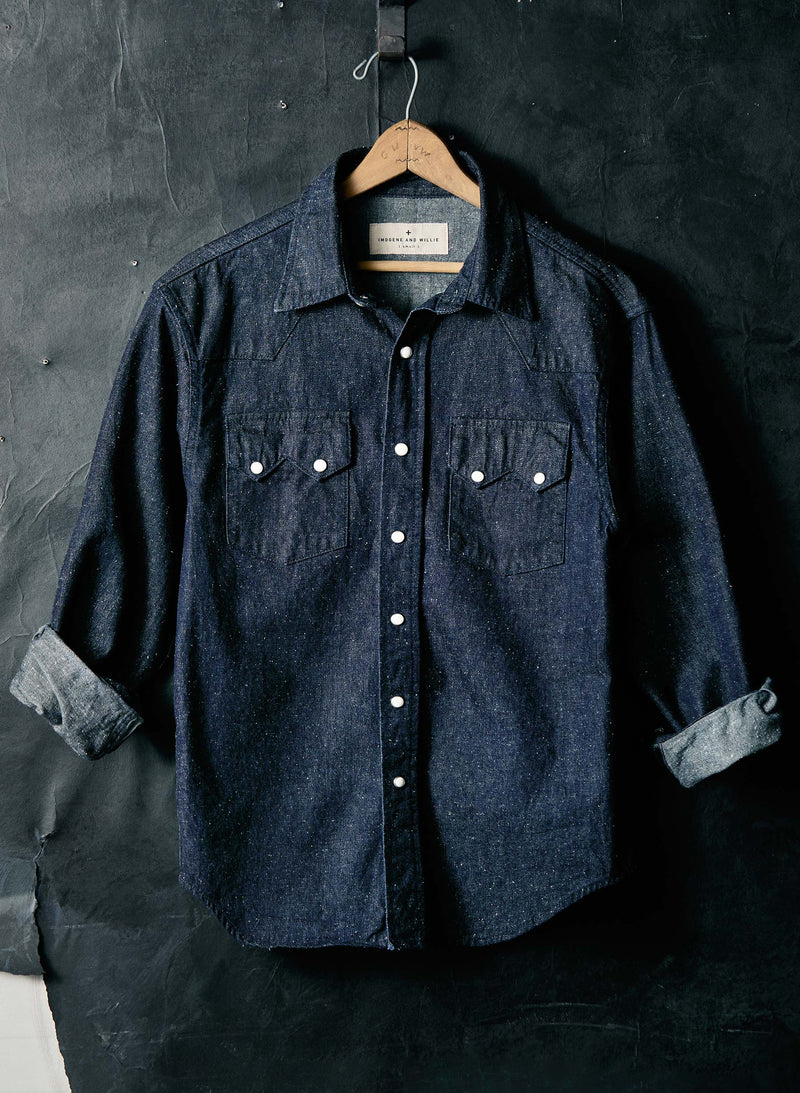 the sawtooth pearl snap in indigo nep