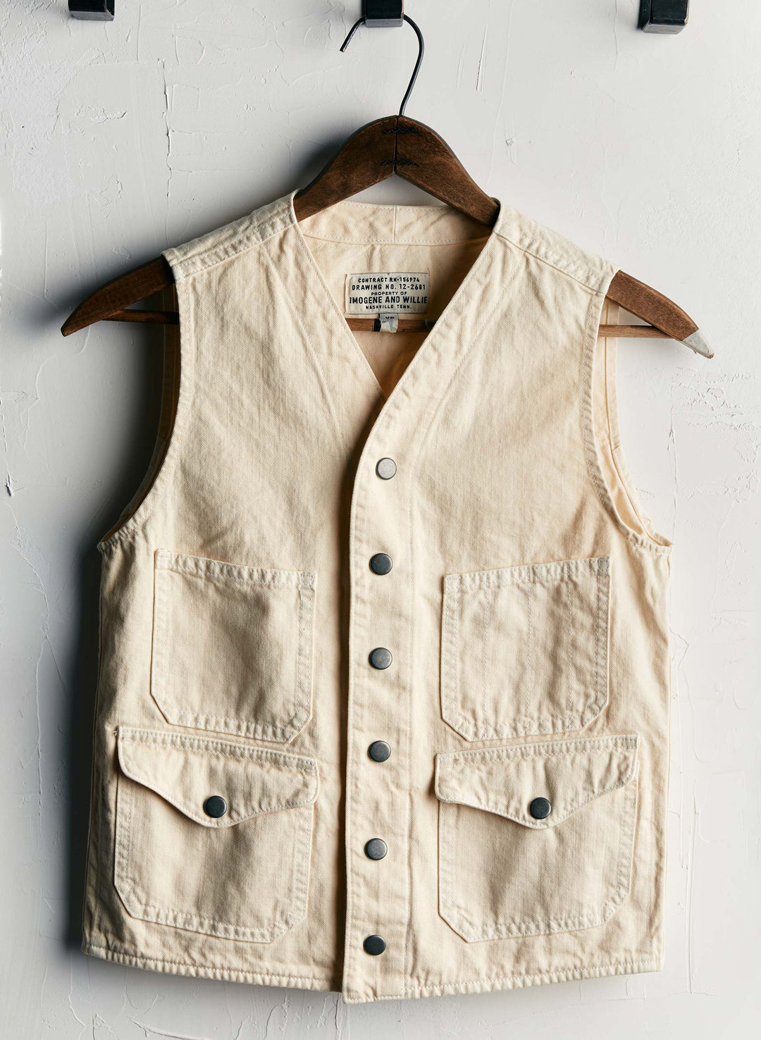 a vest on a swinger