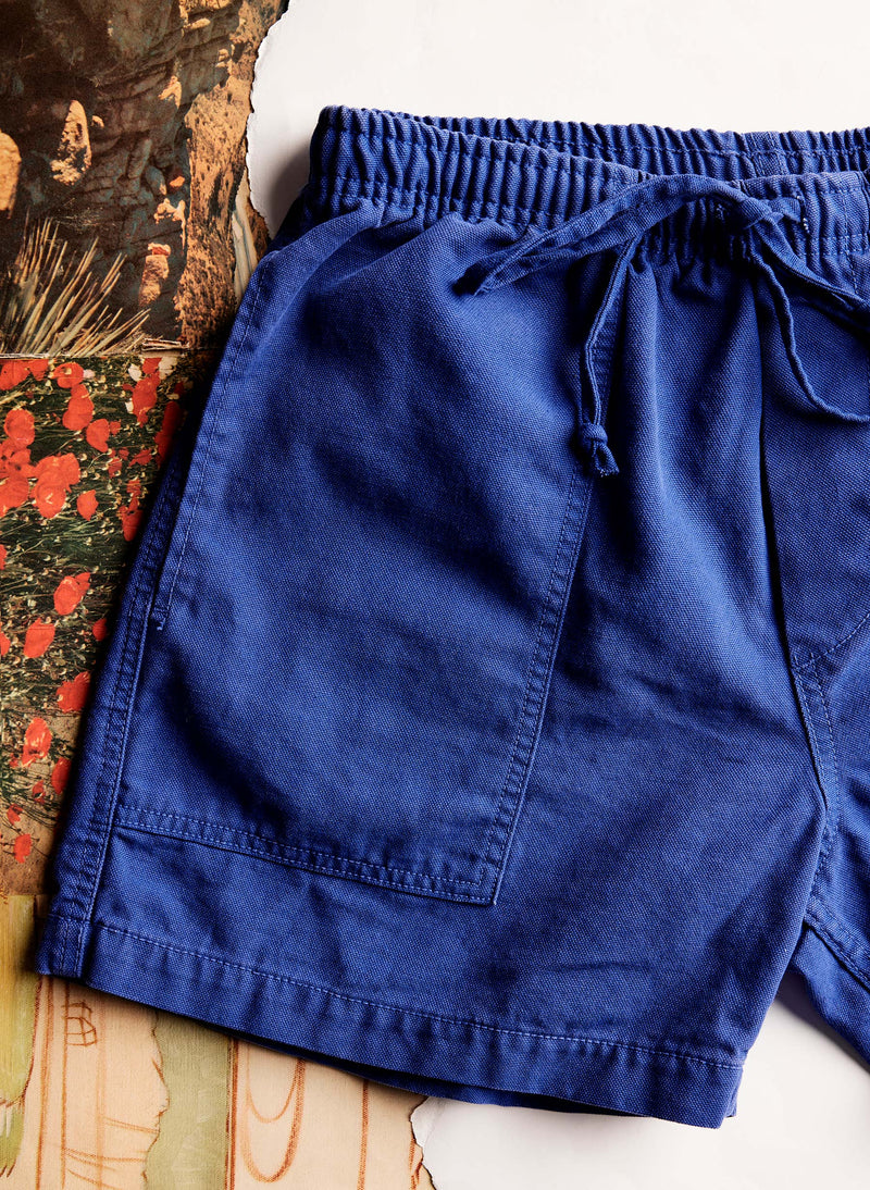 the canvas lounge short in klein blue