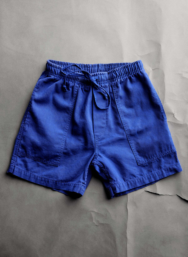 the canvas lounge short in klein blue