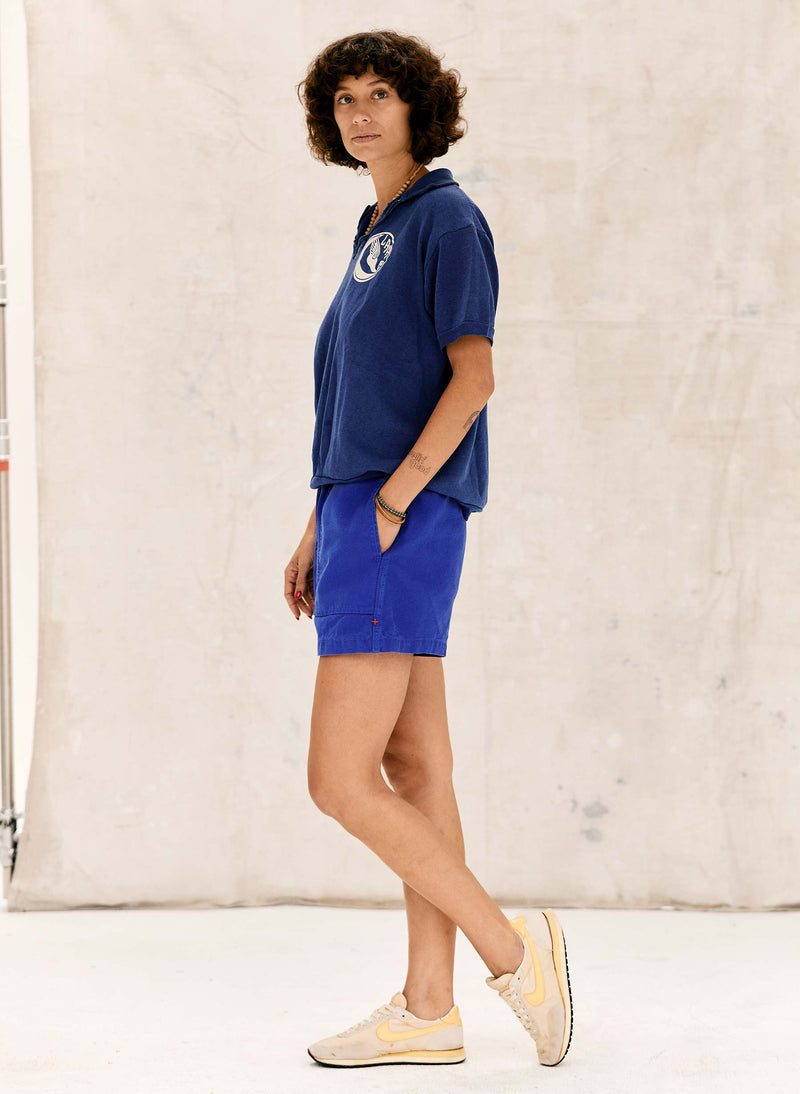 the canvas lounge short in klein blue