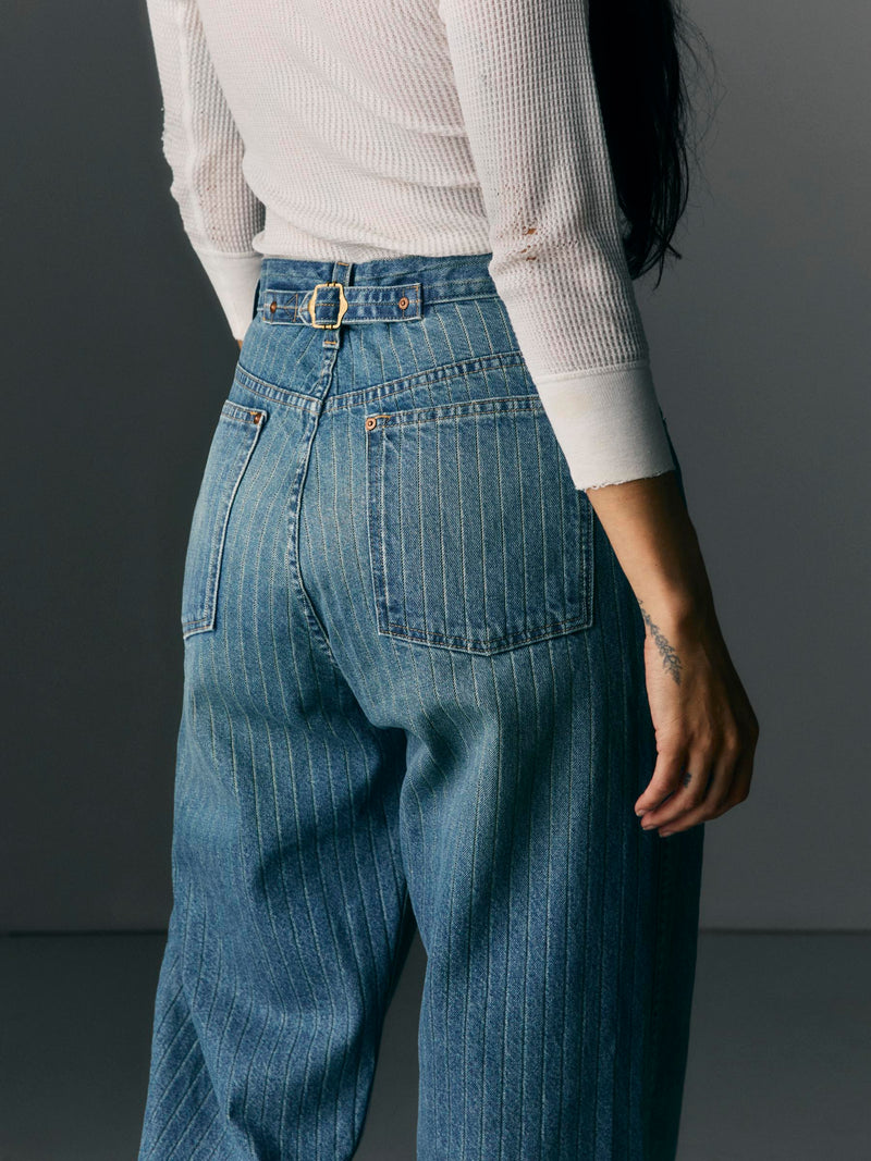 the buckleback jean in washed indigo stripe - Model