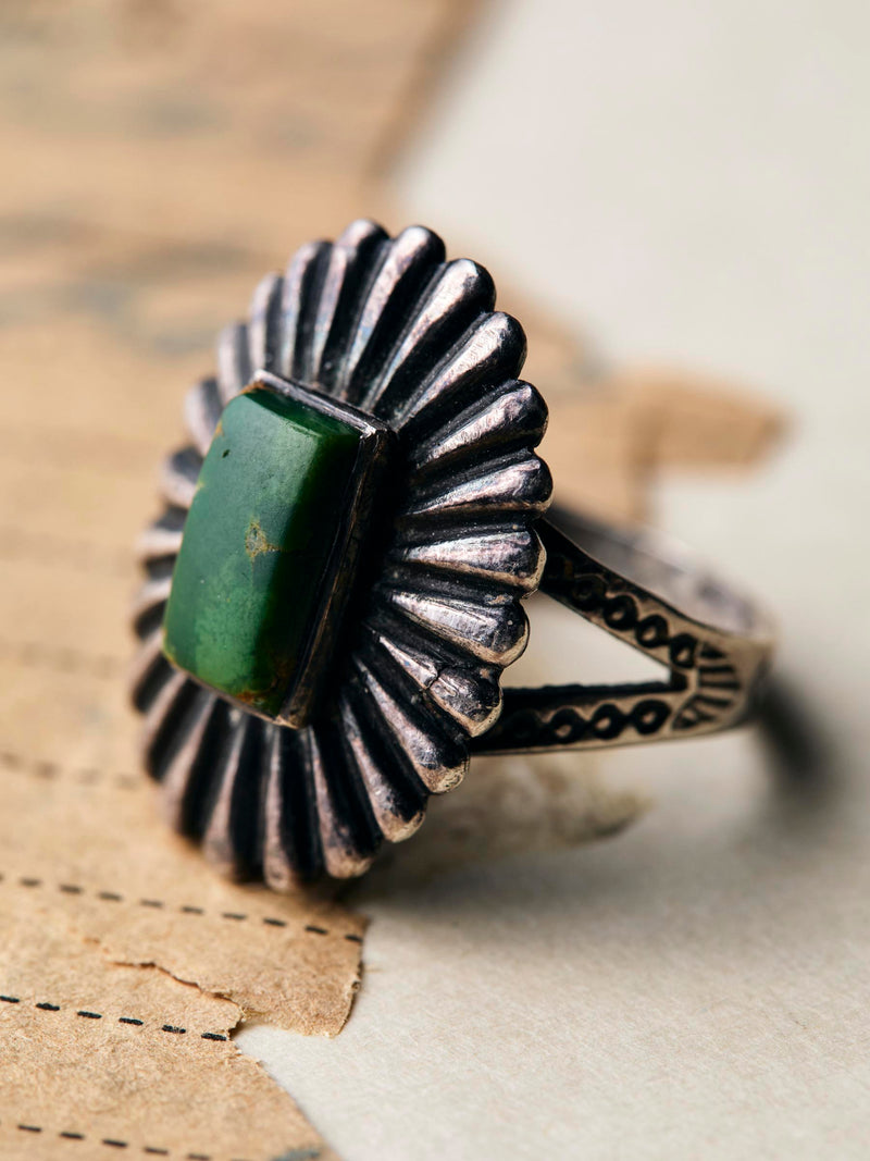 vintage harvey-era concho ring - Model