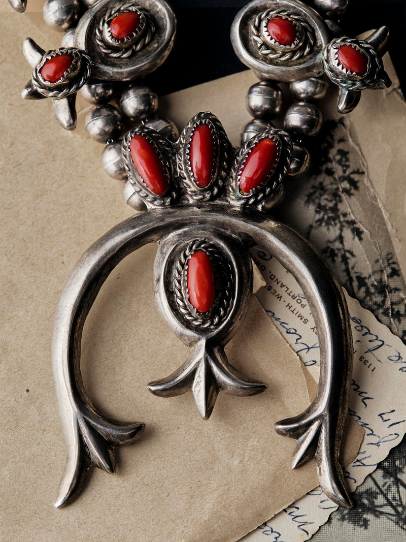 vintage navajo sand cast squash blossom - Model