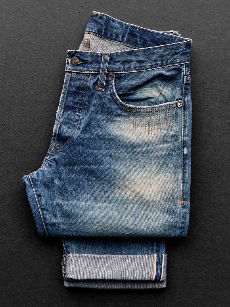 limited edition love fades no.047 barton