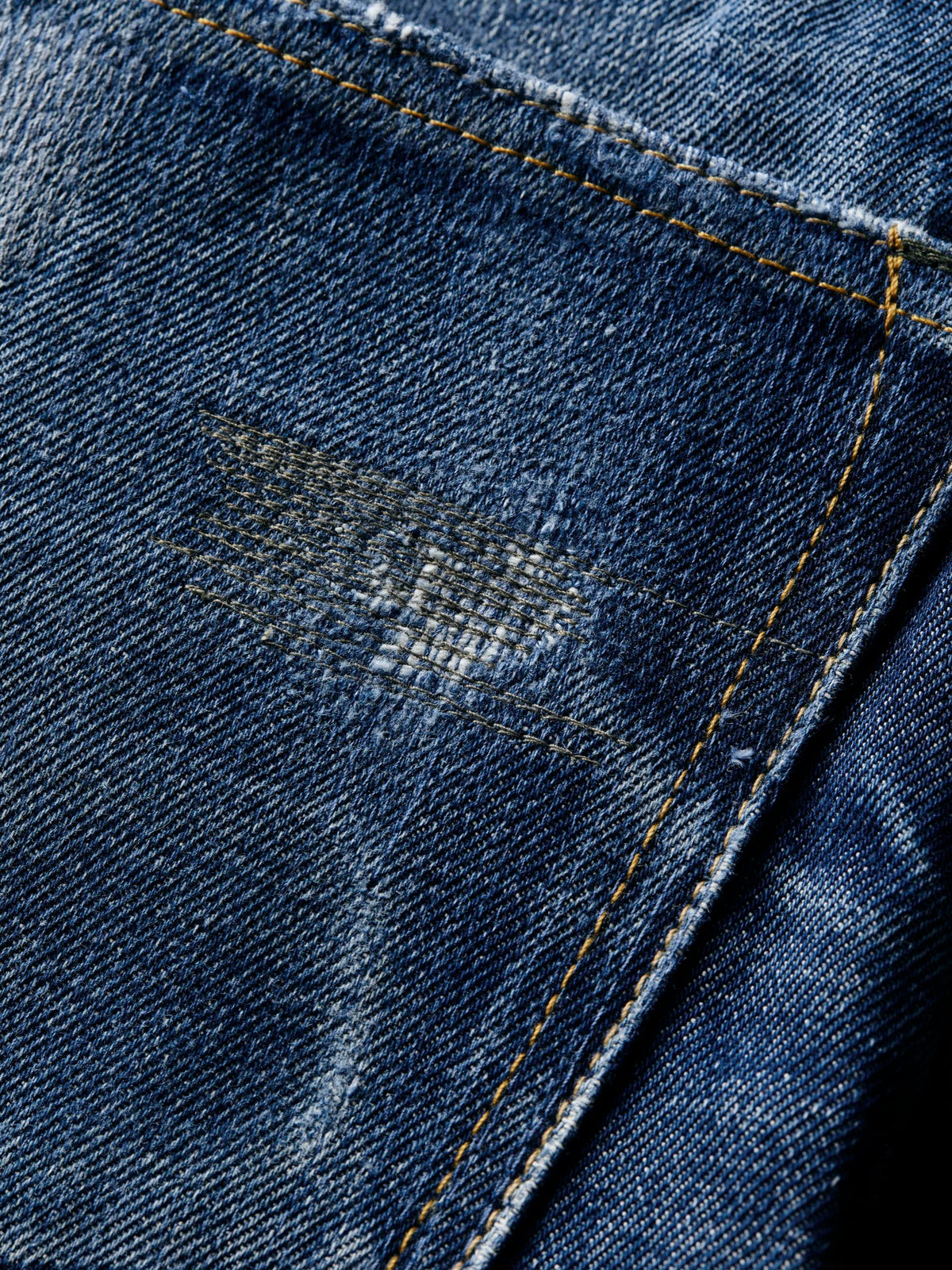 limited edition love fades no.039 barton