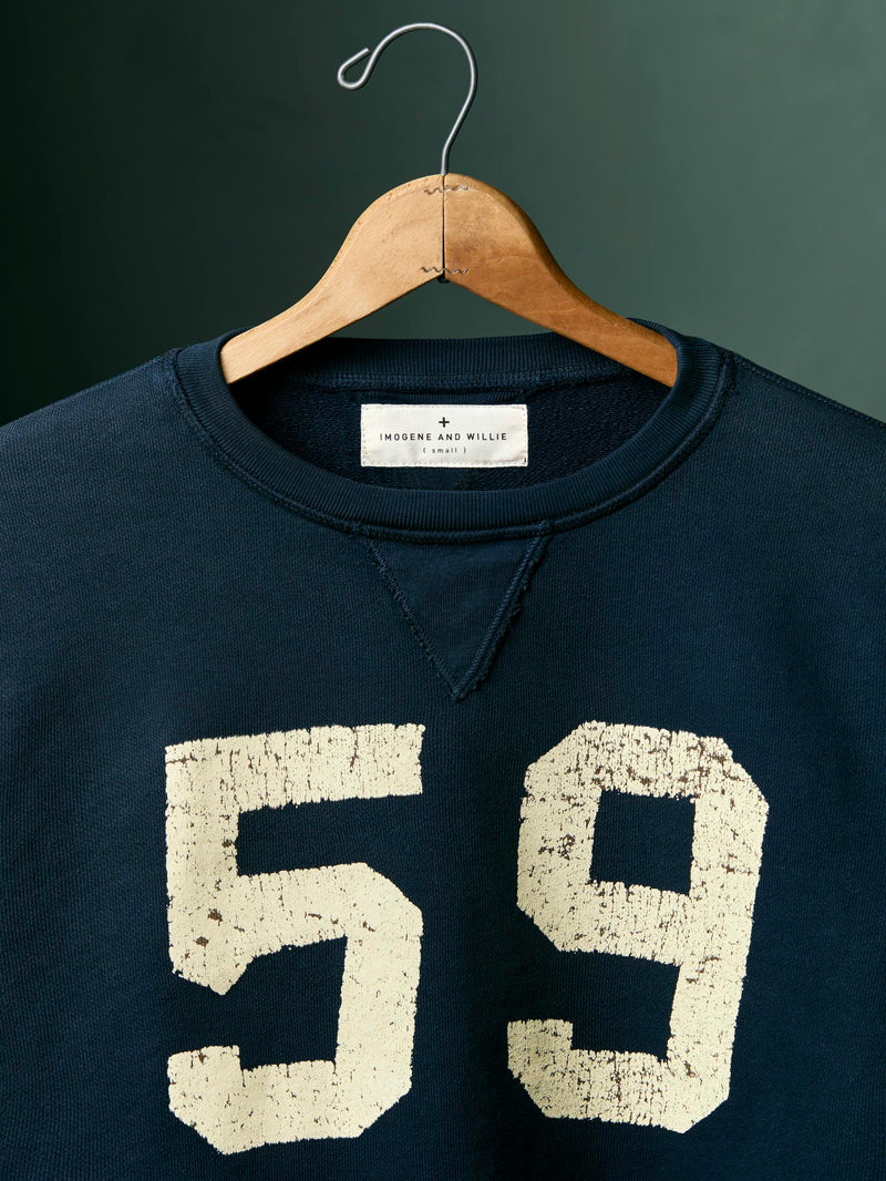 the "59" penny sweatshirt - Model