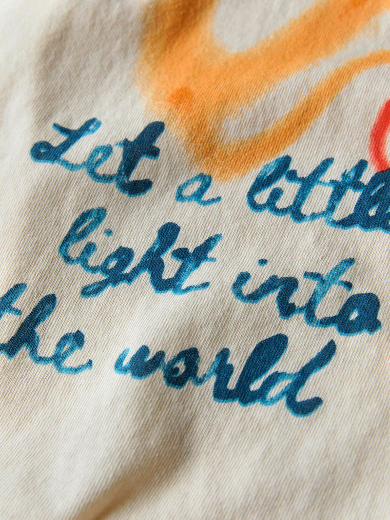 the "little light" tee - Model