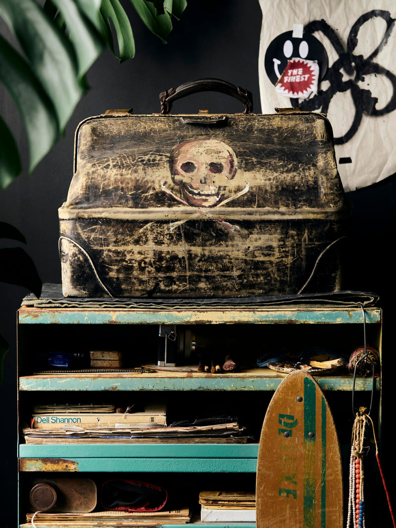 handpainted vintage "peligro" doctors bag