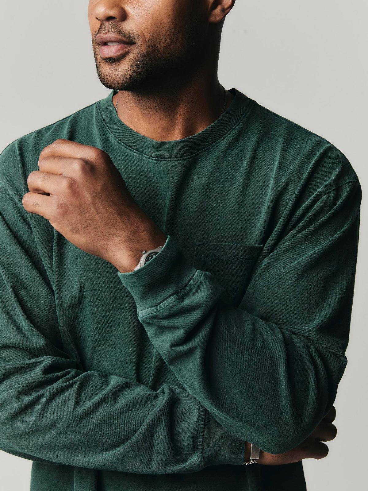 long sleeve pocket tee in faded spruce
