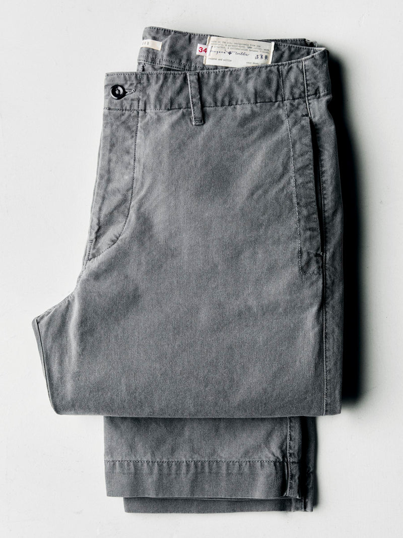 all american chino in faded black - Model