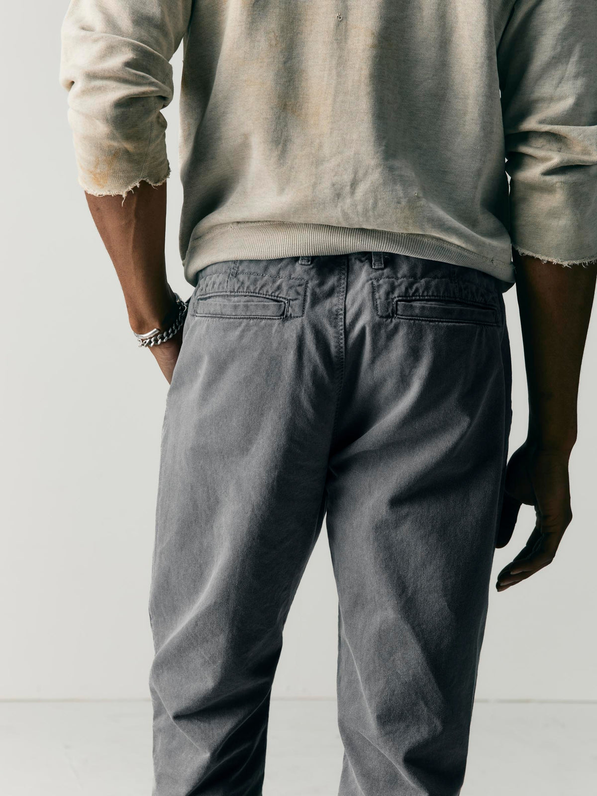 all american chino in faded black