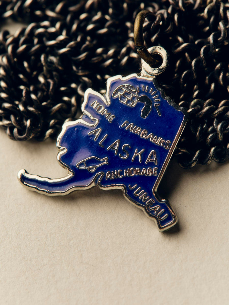 vintage "alaska" medal pendant - Model