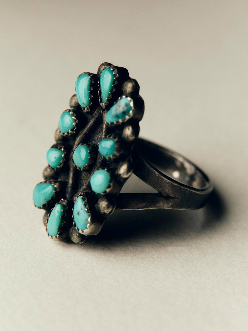 vintage zuni snake eye cluster ring - Model
