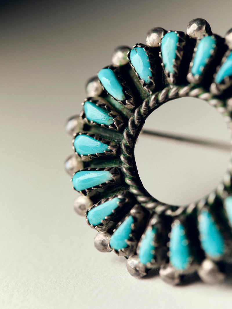vintage zuni sterling wreath pin - Model