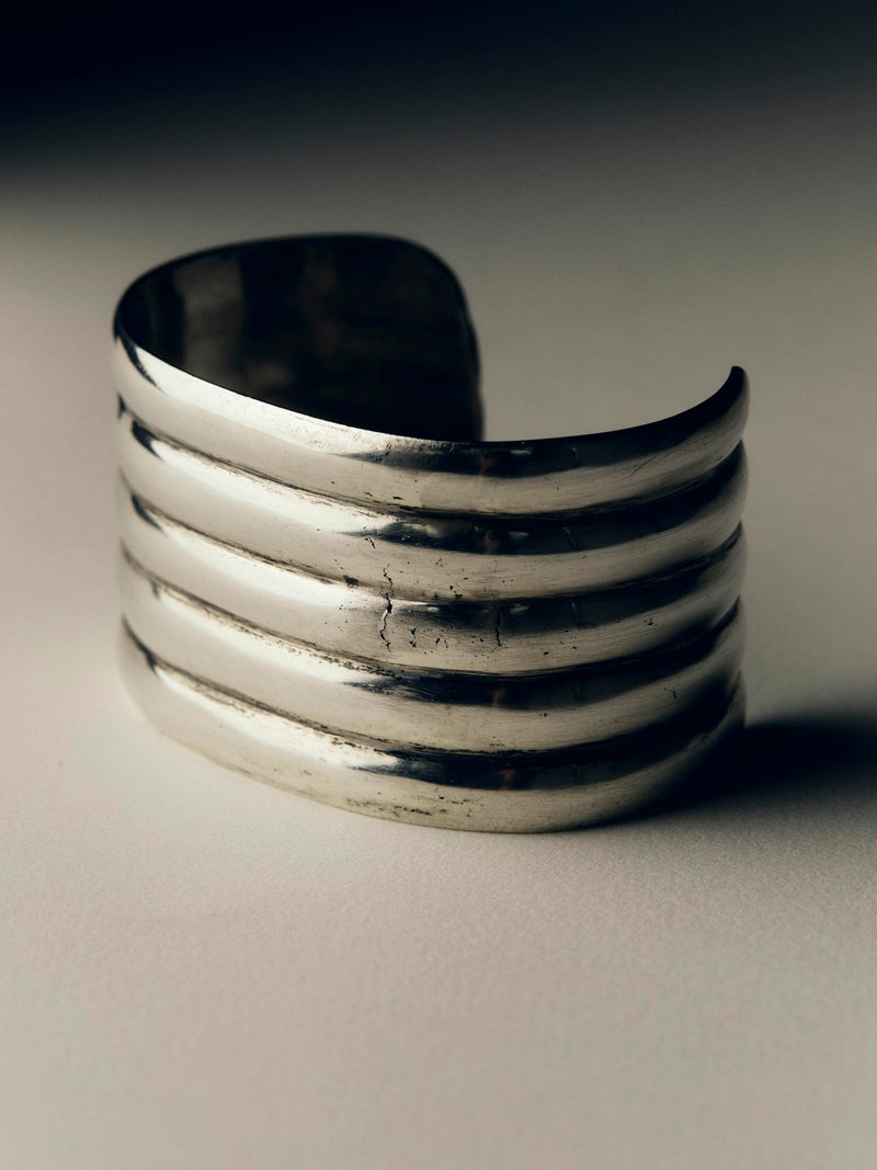 vintage frank patania heavy multi-row cuff - Model