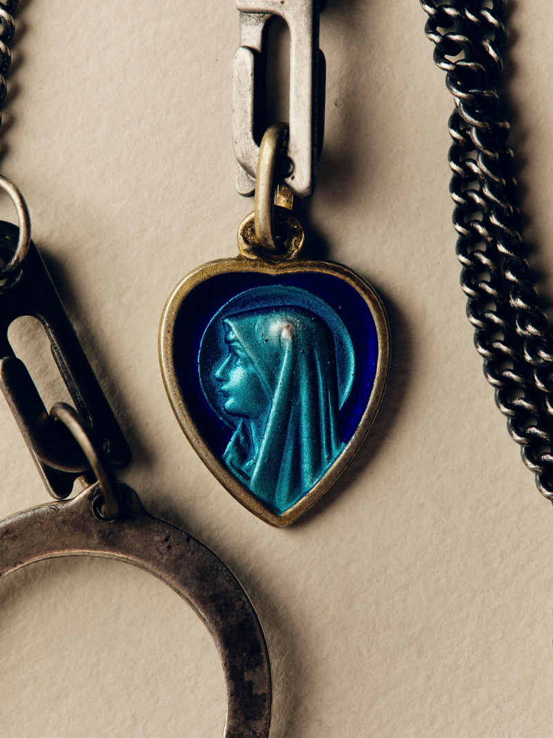 vintage harvey-era horseshoe pendant - Model
