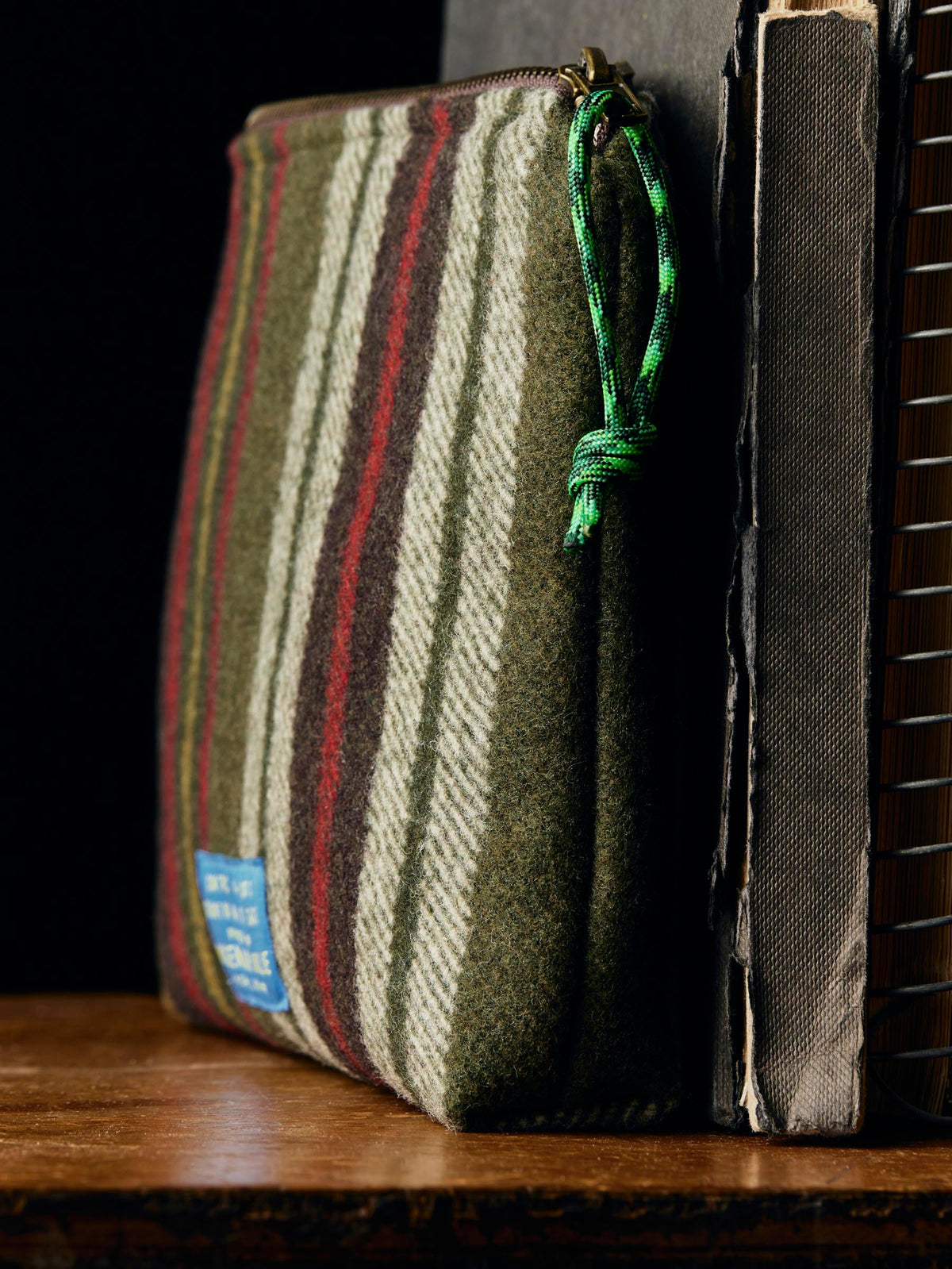 i+w x american woolen zipper pouch