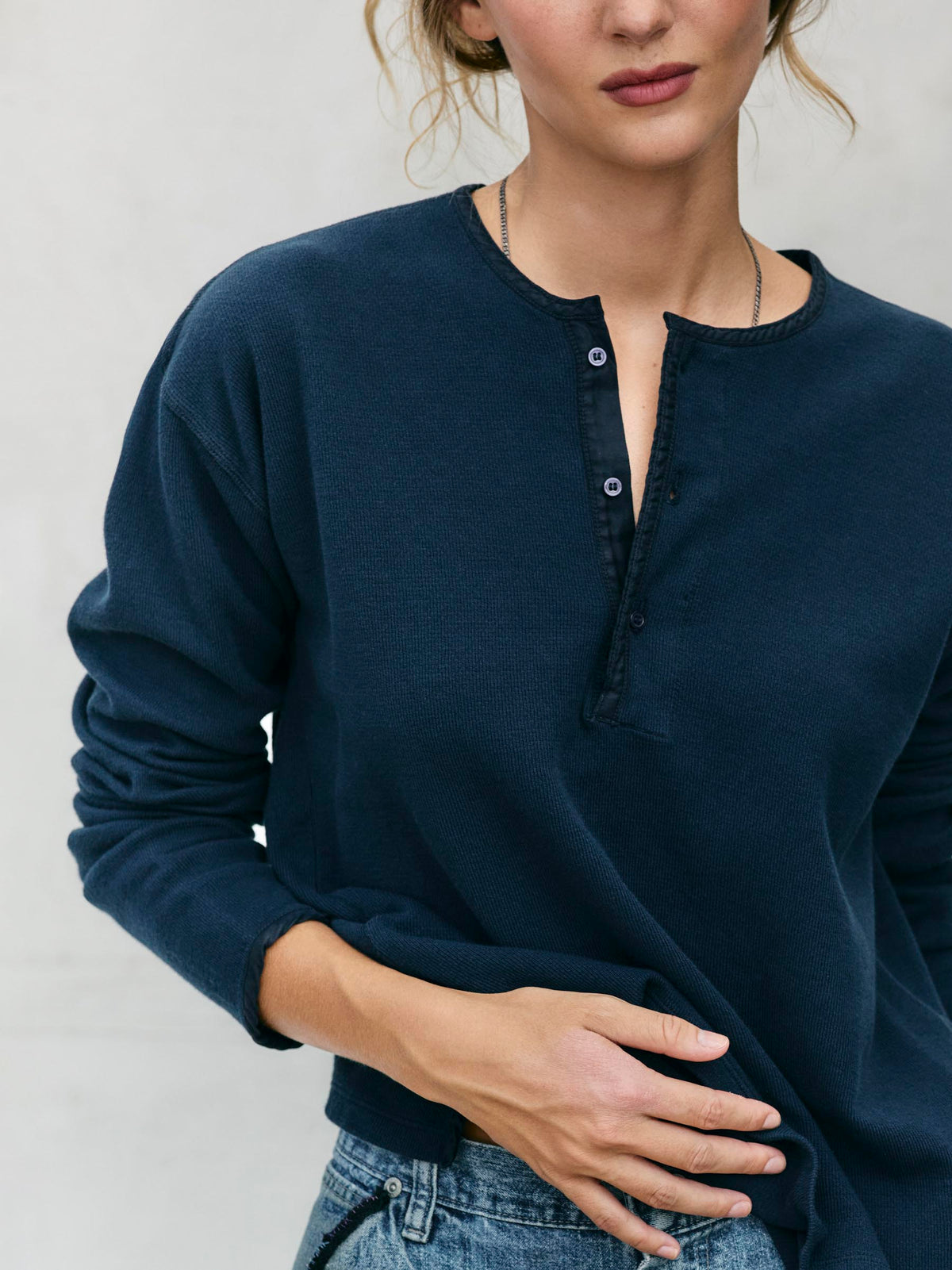 midweight vintage henley in navy