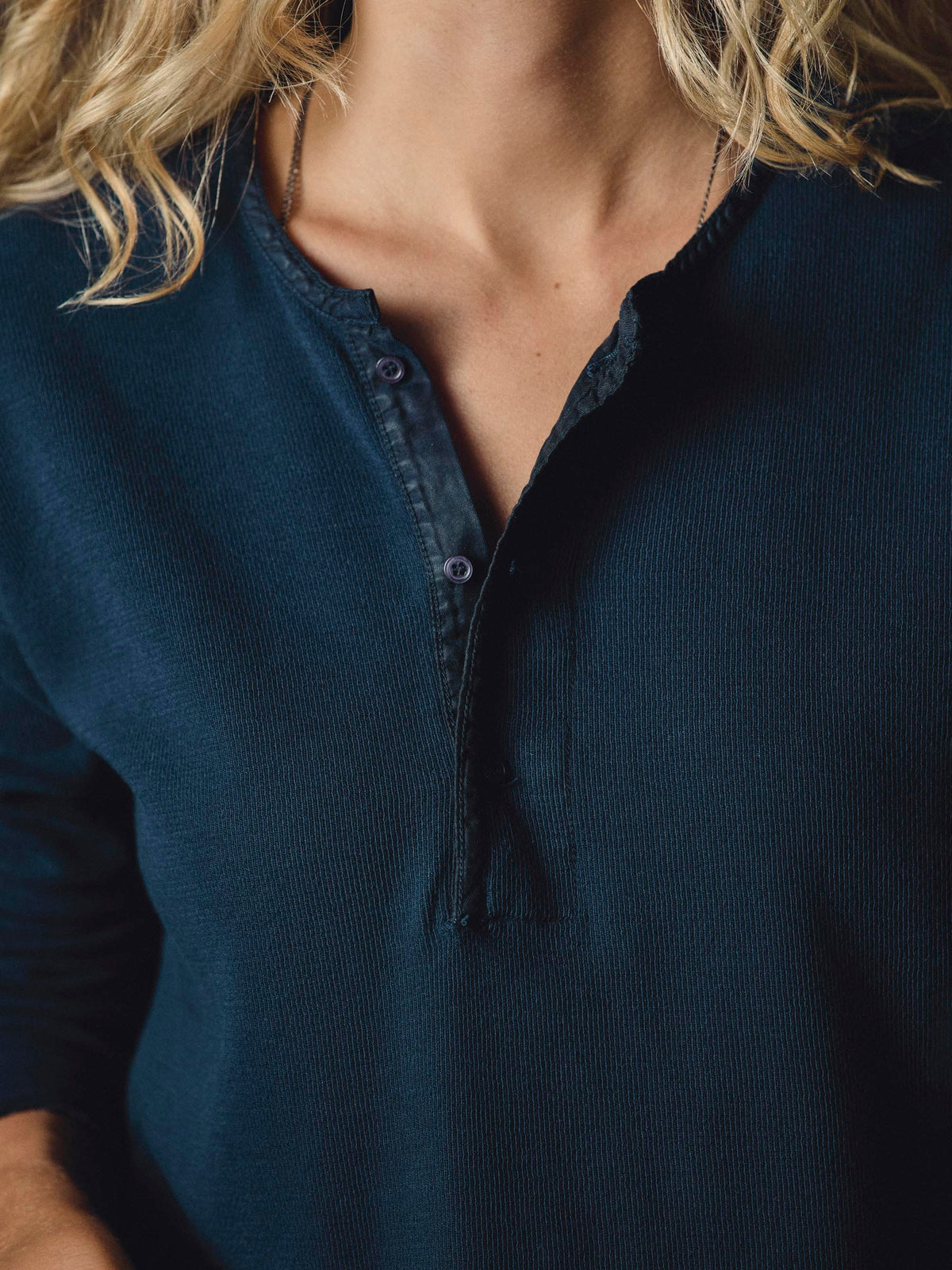 midweight vintage henley in navy