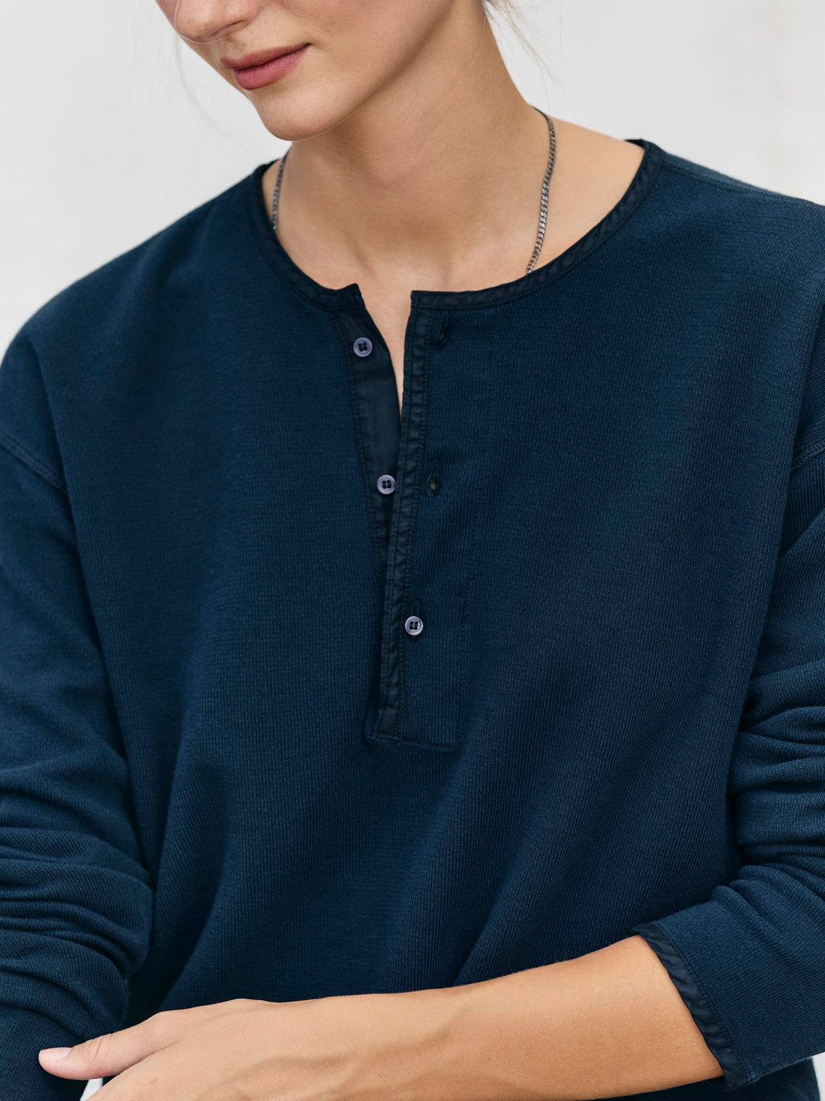 midweight vintage henley in navy