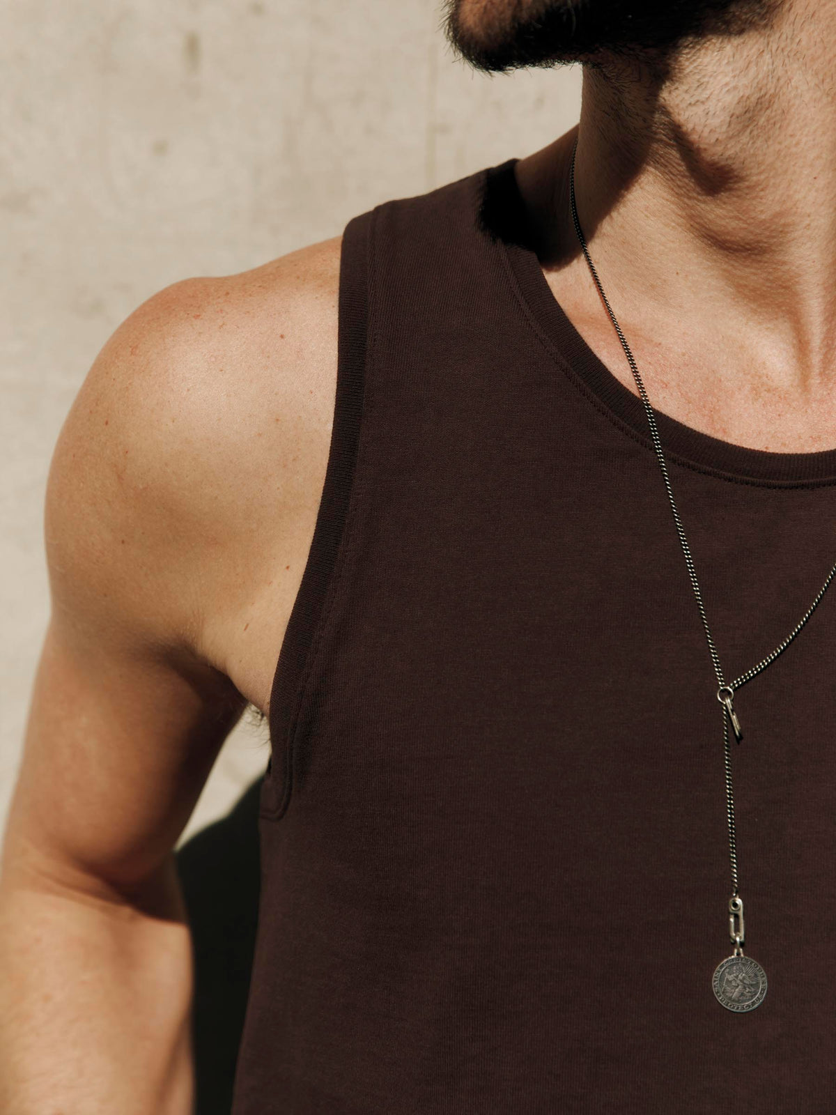 midweight box tank in brown