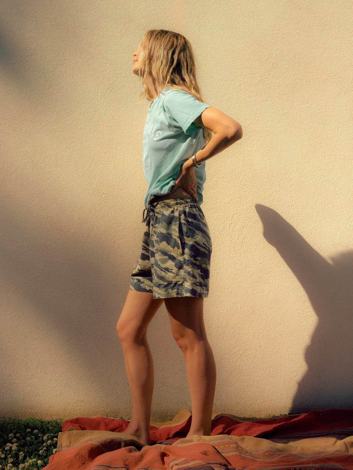 the lounge short in brushstroke camo