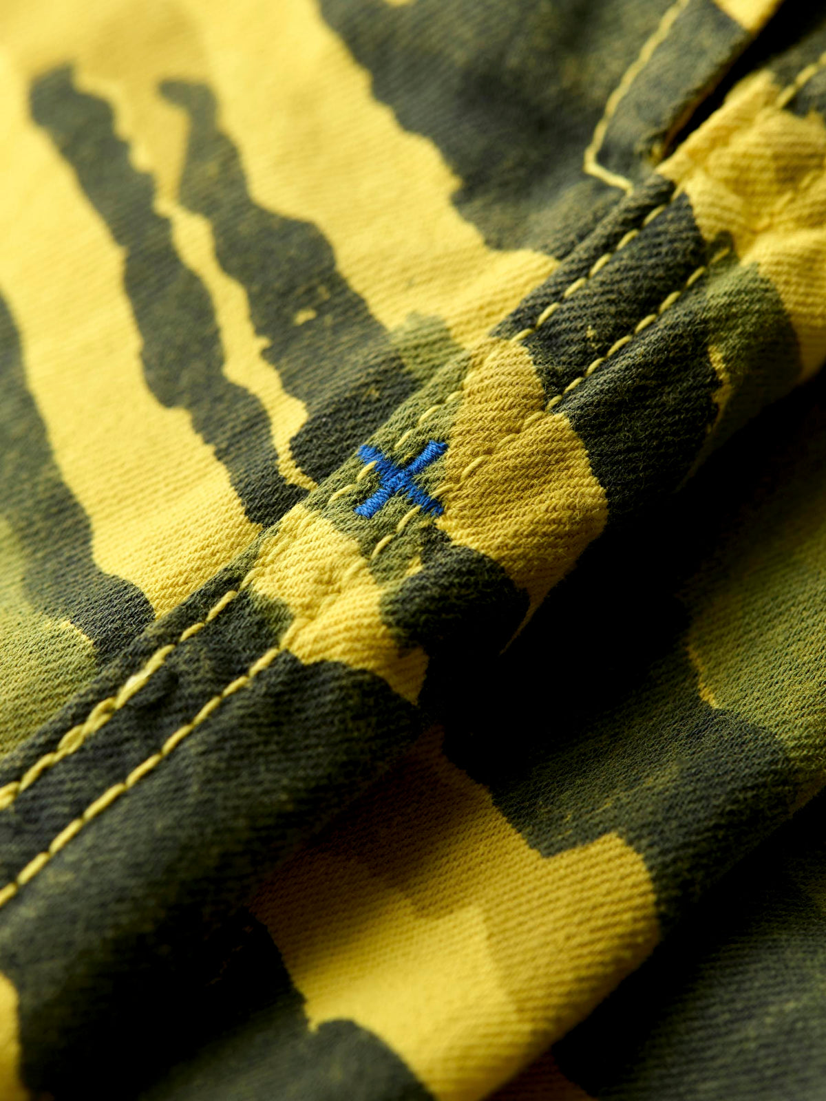 the lounge pant in brushstroke camo