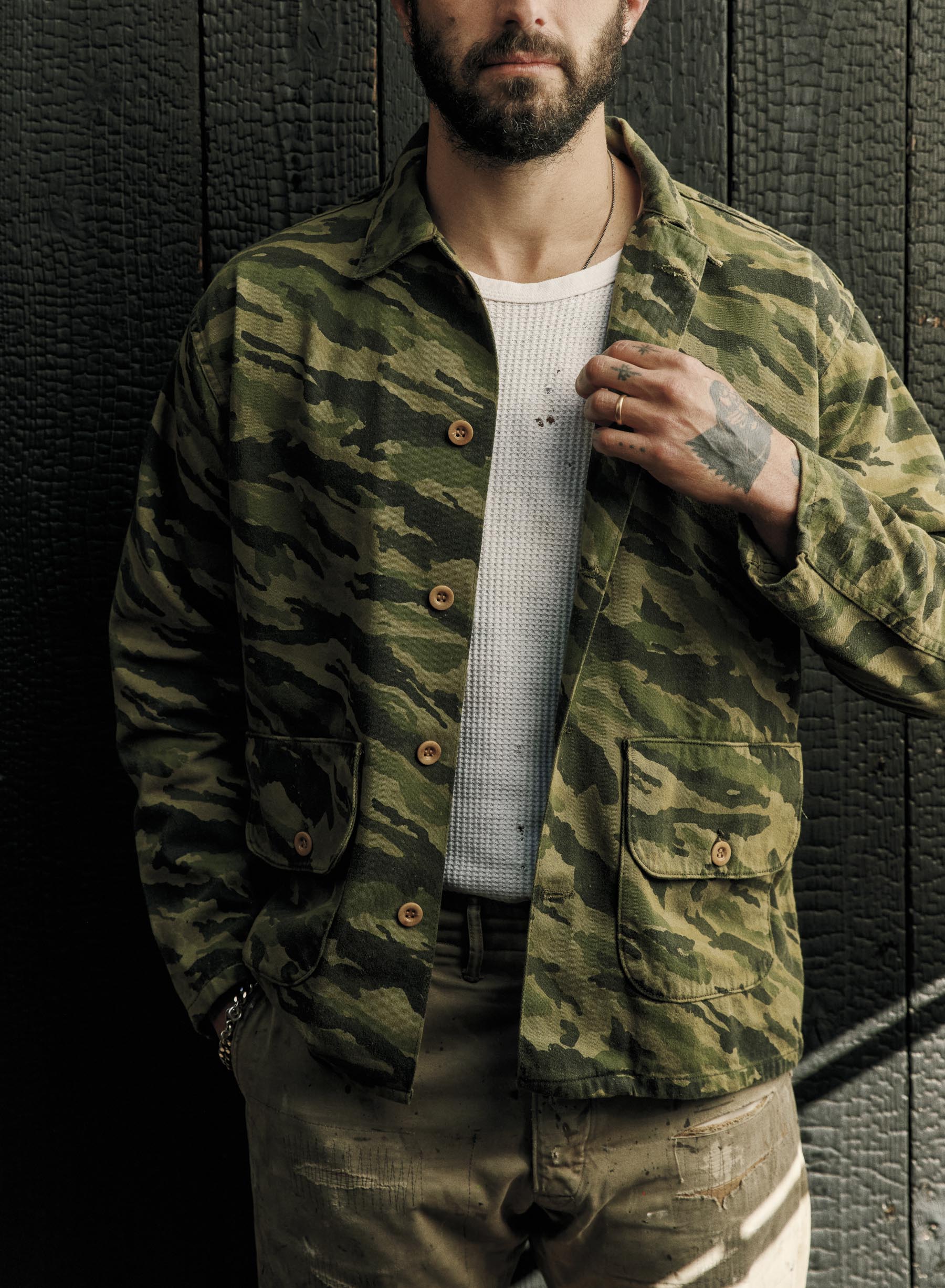 fatigue jacket in brushstroke camo – imogene + willie