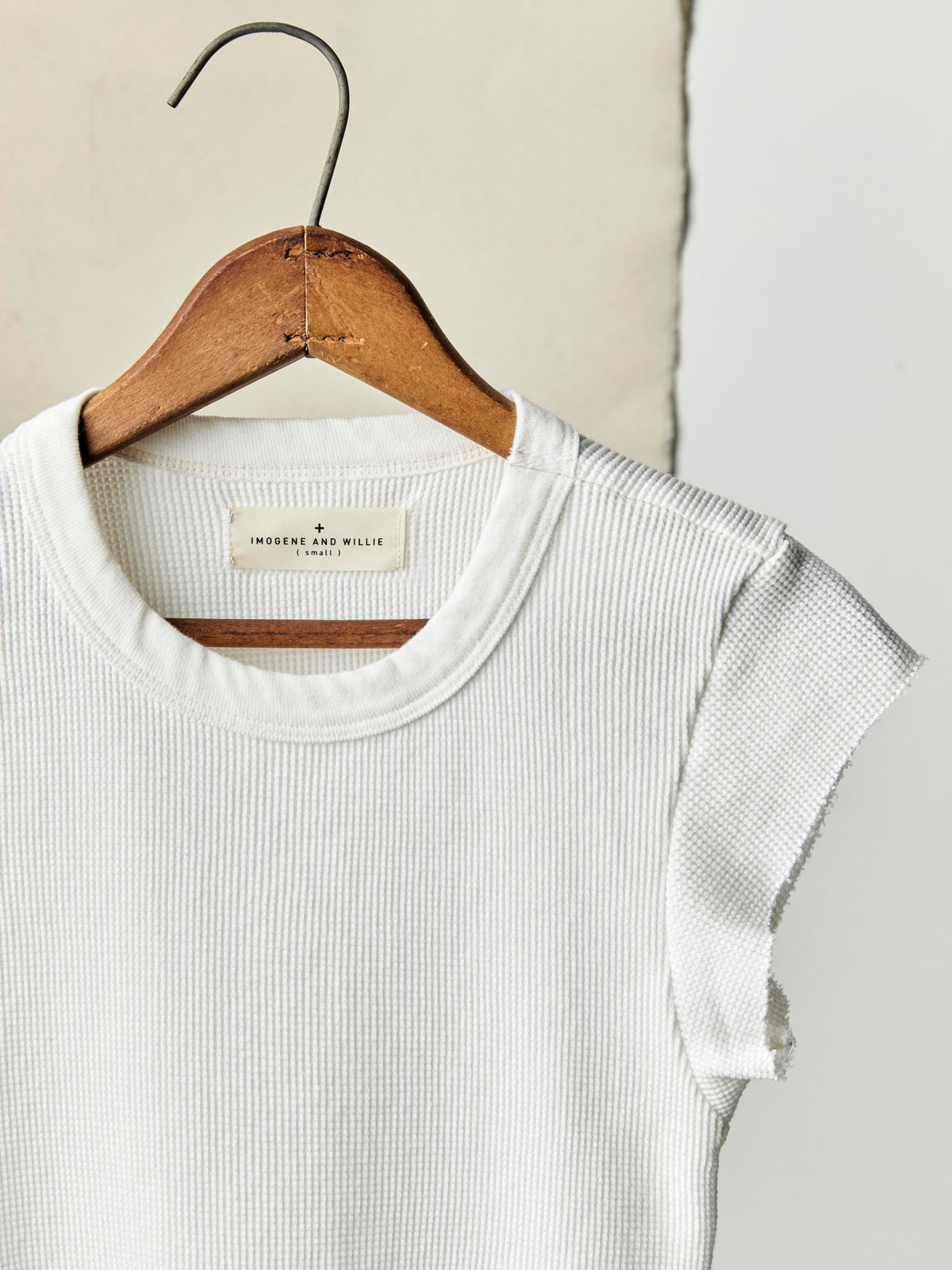 cut sleeve thermal in white