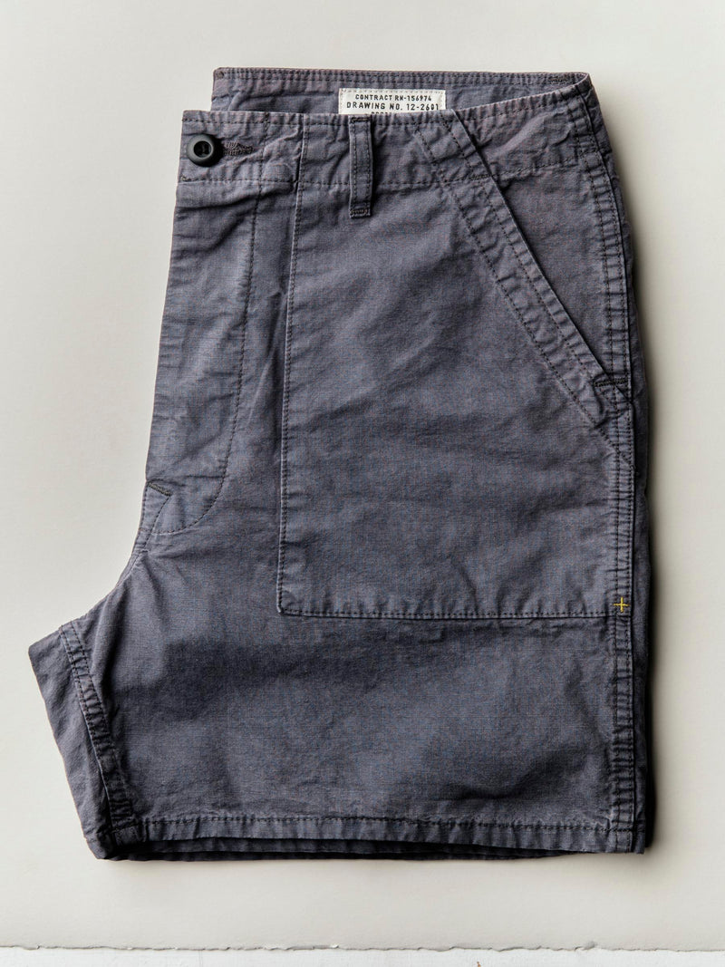 the ripstop fatigue short in sunfaded navy - Model