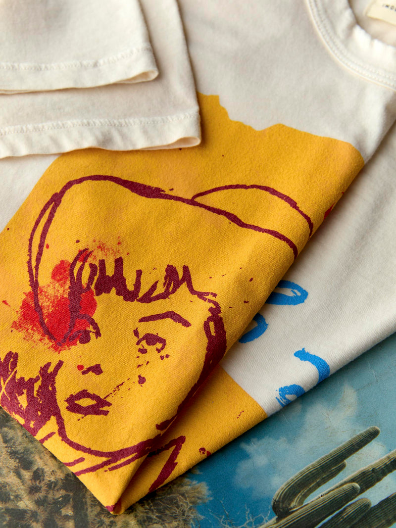 the "i love you" tee