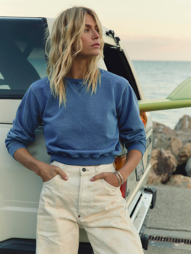 penny sweatshirt in washed indigo